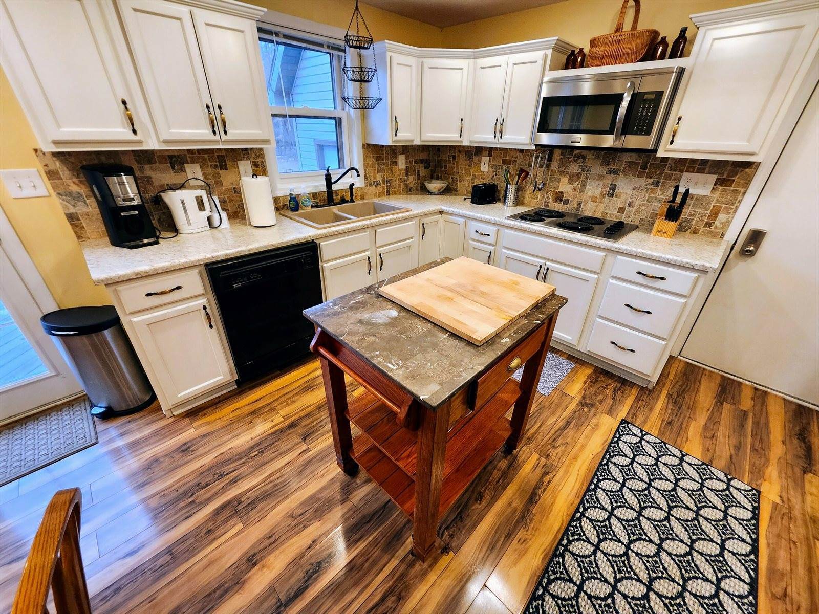 18897 Hoxeyville Road, Dublin, MI 49689