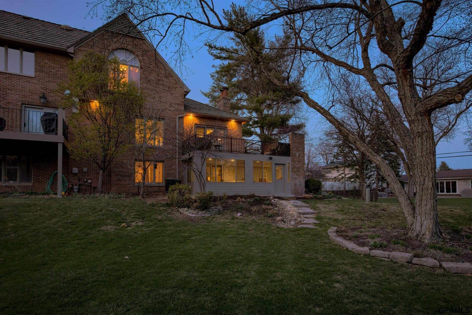 8903 Douglas Court, Omaha, NE 68114