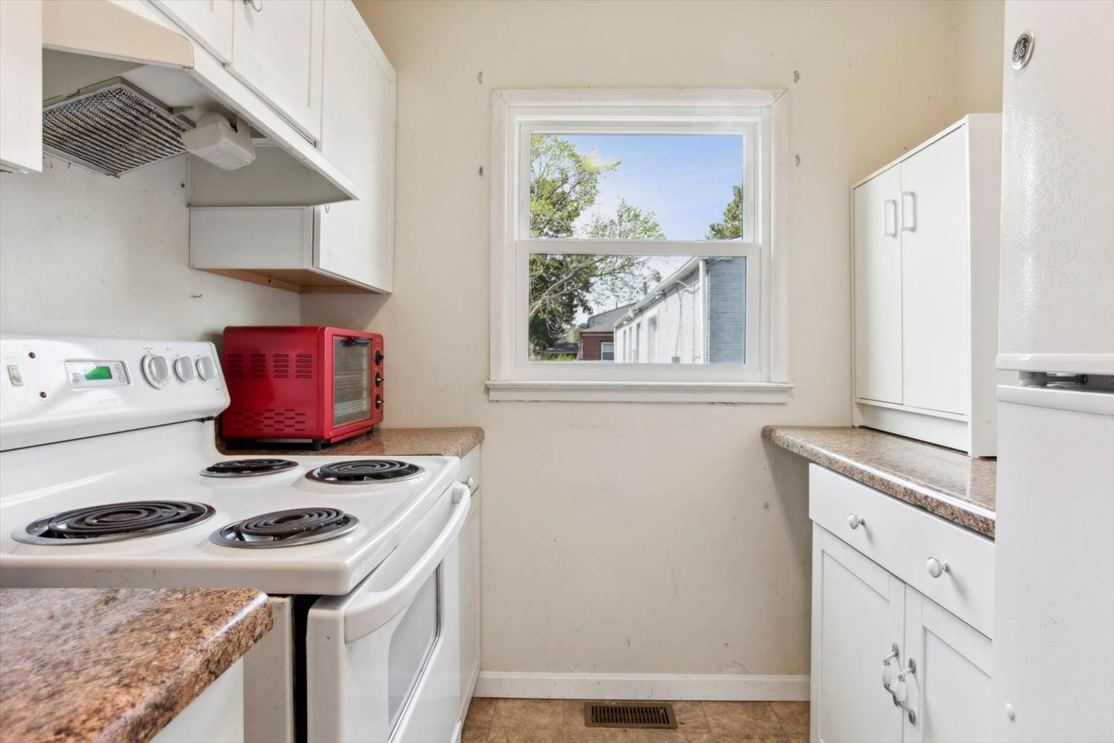 50 Granger Drive, Hampton County, VA 23666