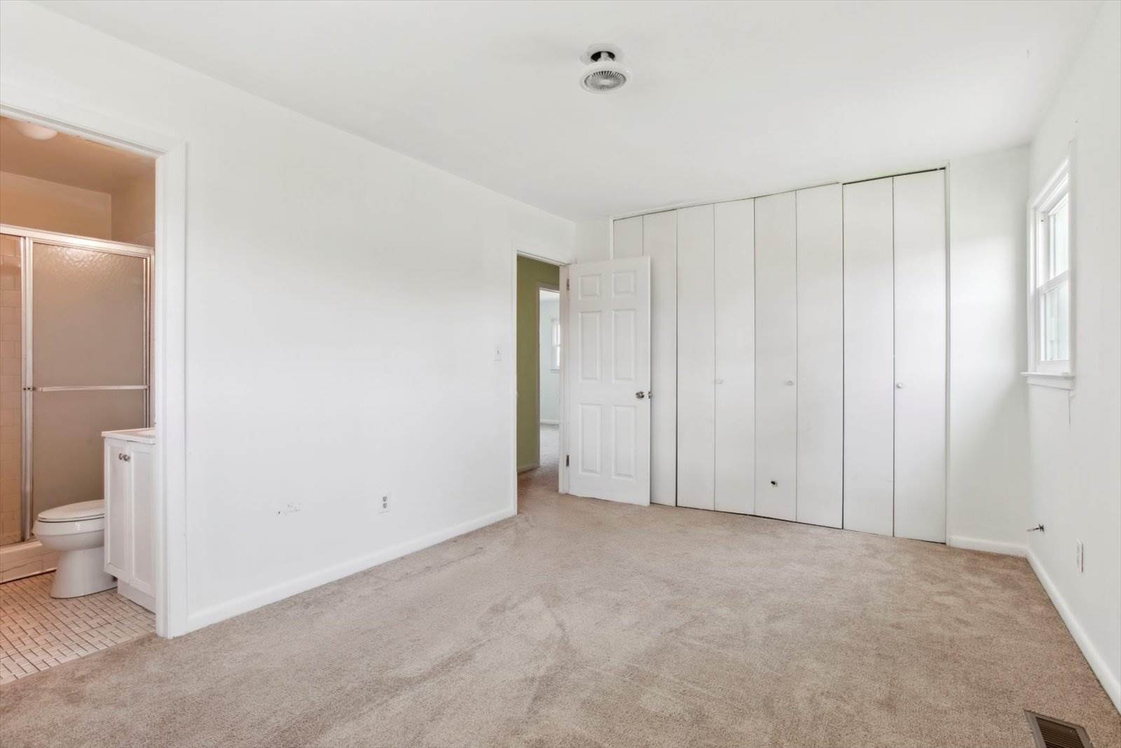 50 Granger Drive, Hampton County, VA 23666