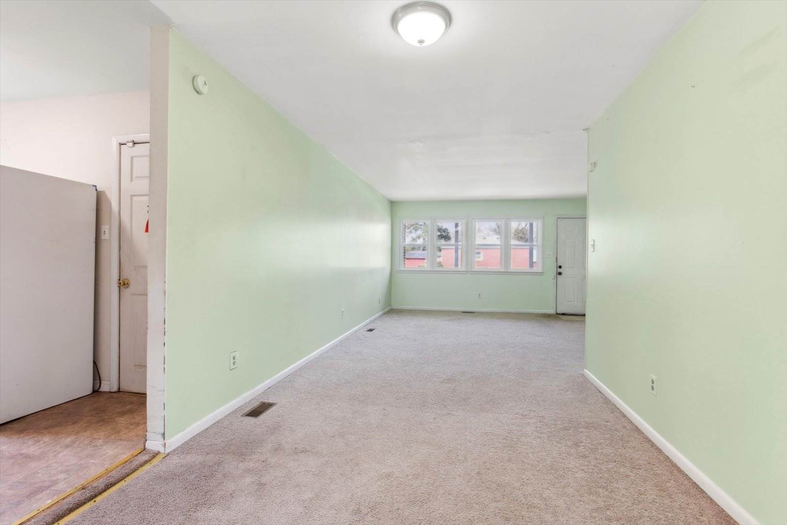 50 Granger Drive, Hampton County, VA 23666