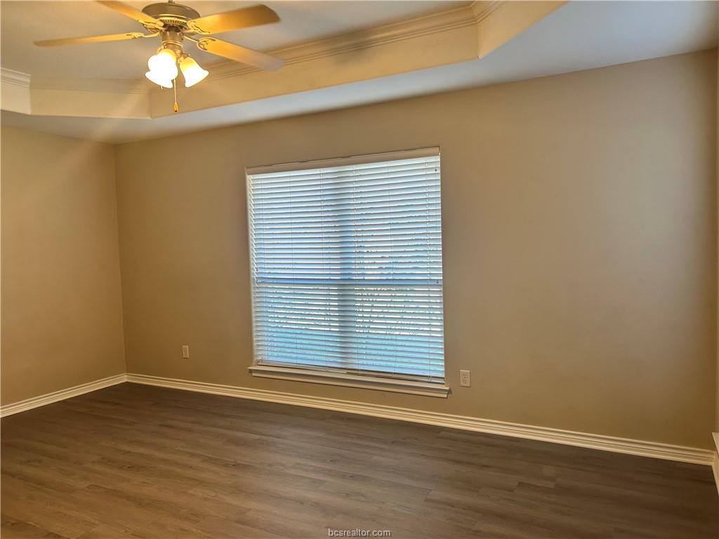 3917 Latinne Lane, College Station, TX 77845