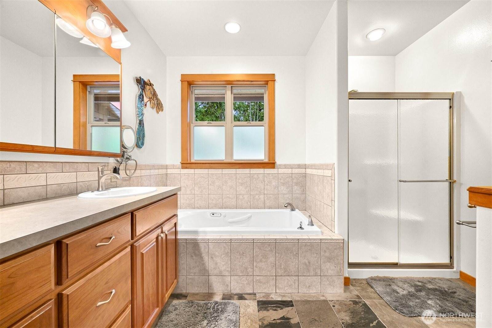 6052 East 24th Avenue, Bellingham, WA 98226