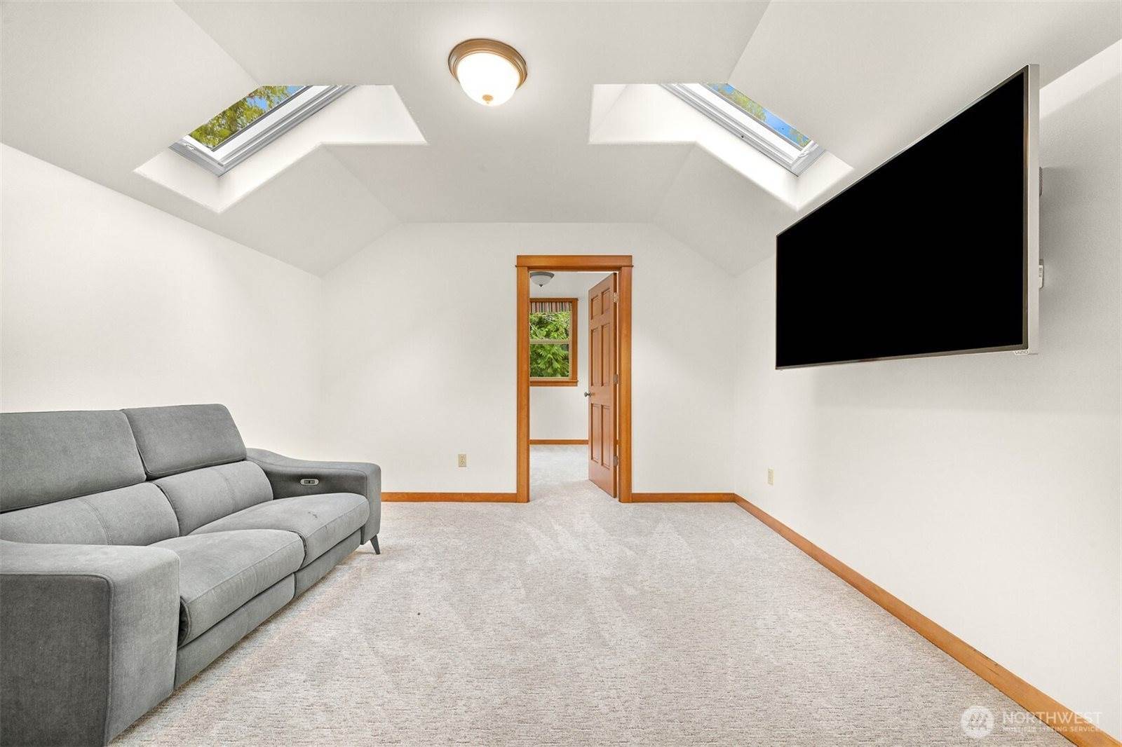6052 East 24th Avenue, Bellingham, WA 98226