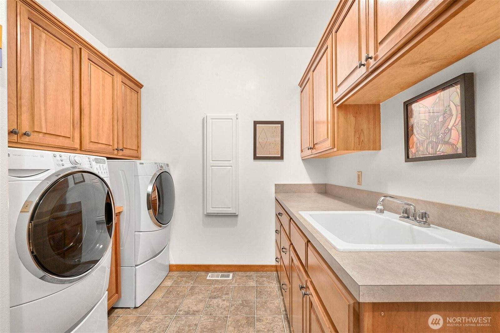 6052 East 24th Avenue, Bellingham, WA 98226