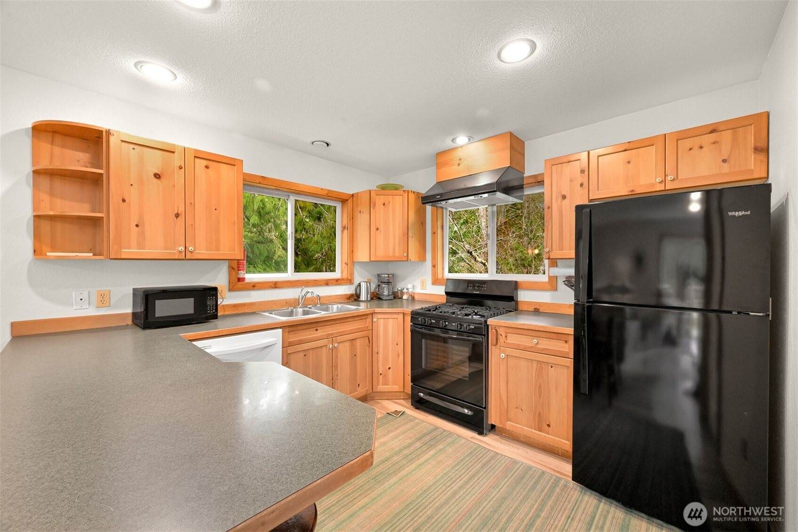 6052 East 24th Avenue, Bellingham, WA 98226