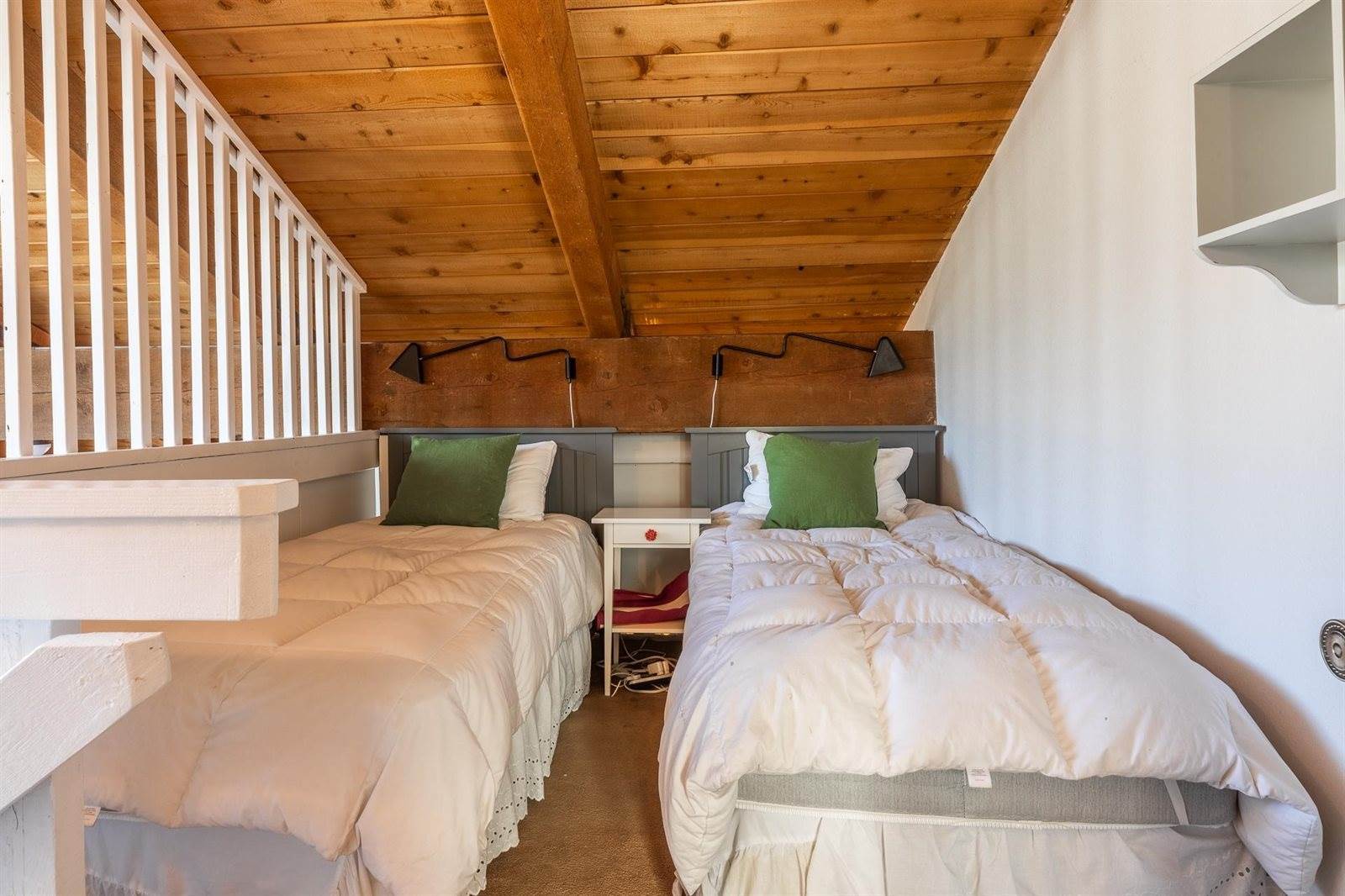 273 Rainbow Lane, Mammoth Lakes, CA 93546