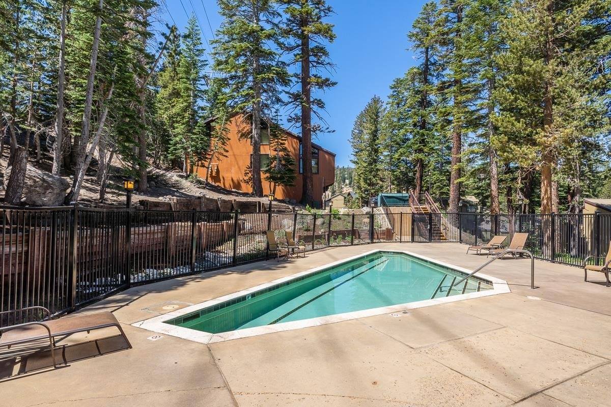 273 Rainbow Lane, Mammoth Lakes, CA 93546