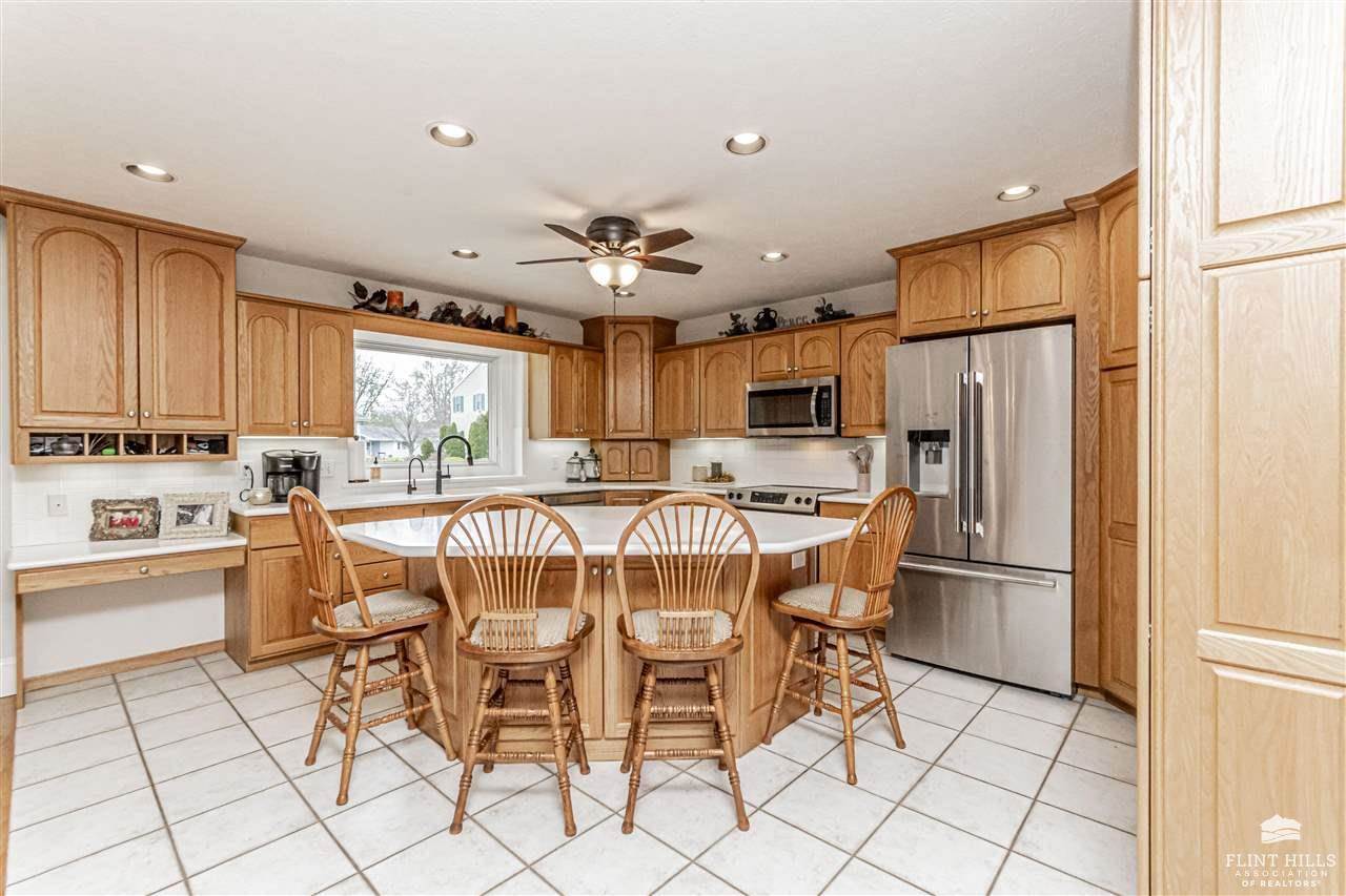 802 Ash Street, Abilene, KS 67410