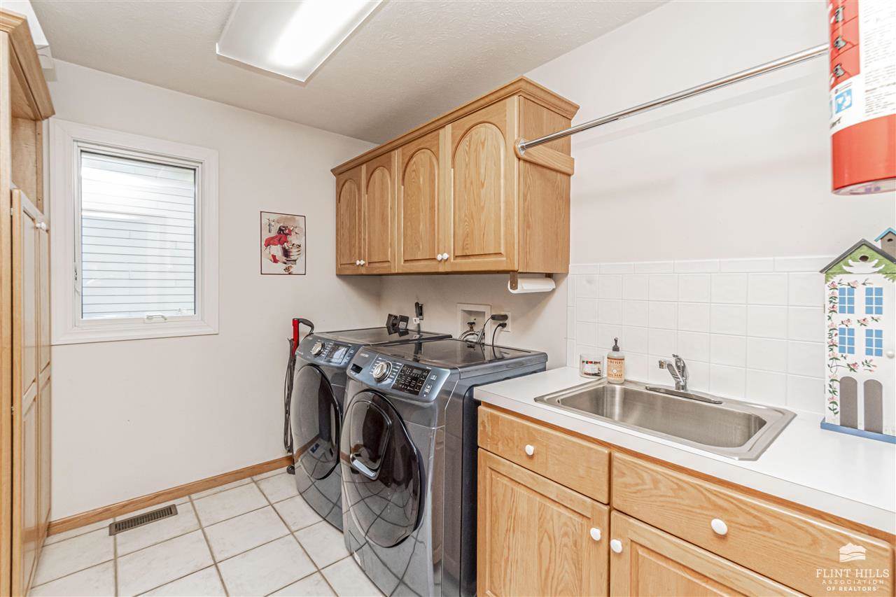 802 Ash Street, Abilene, KS 67410