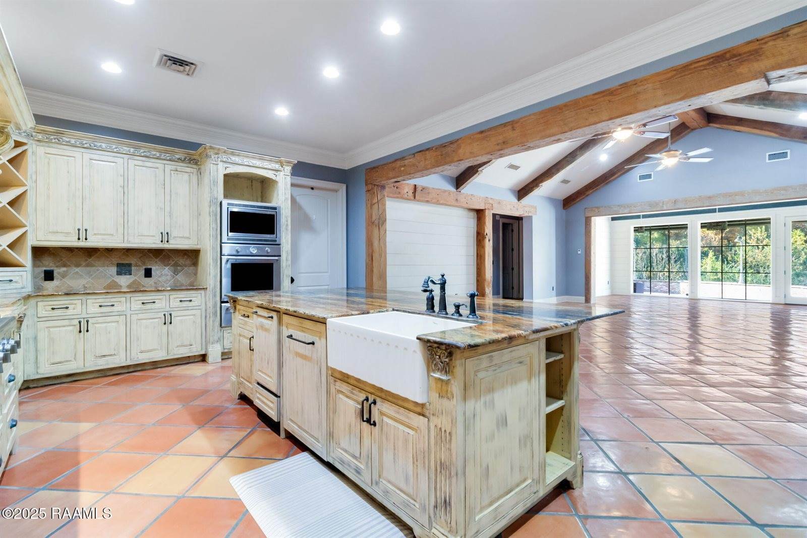 220 Edgewood Avenue, Rayne, LA 70578