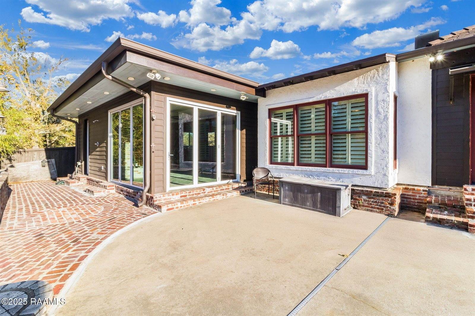 220 Edgewood Avenue, Rayne, LA 70578