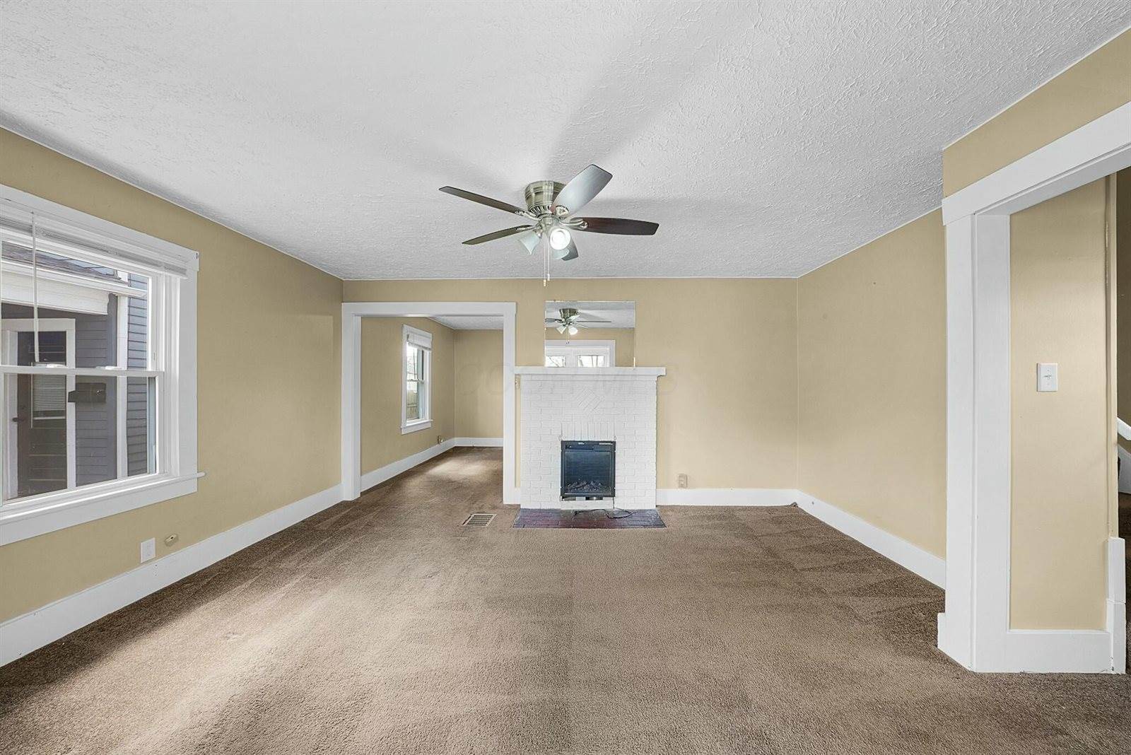 37 Allen Street, Newark, OH 43055