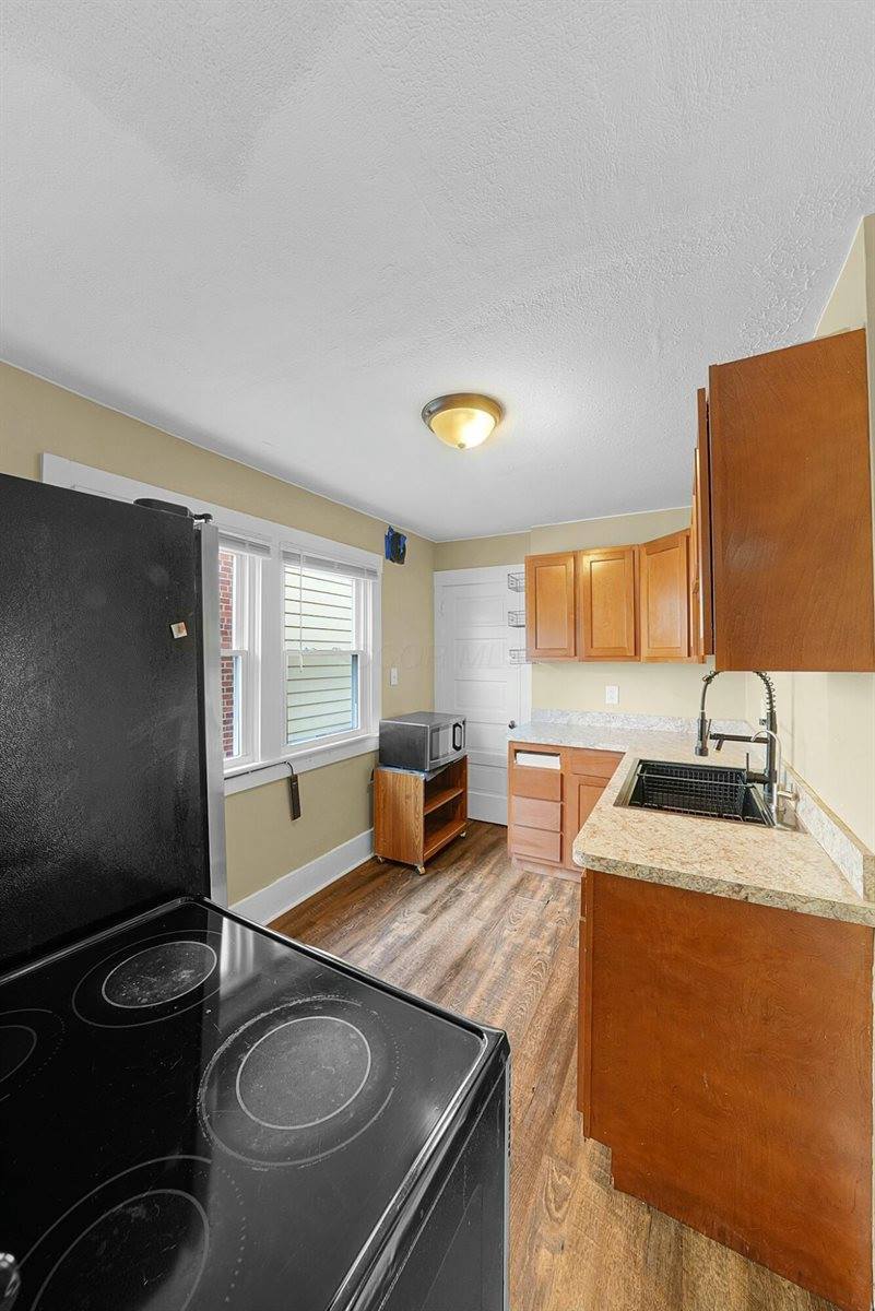 37 Allen Street, Newark, OH 43055
