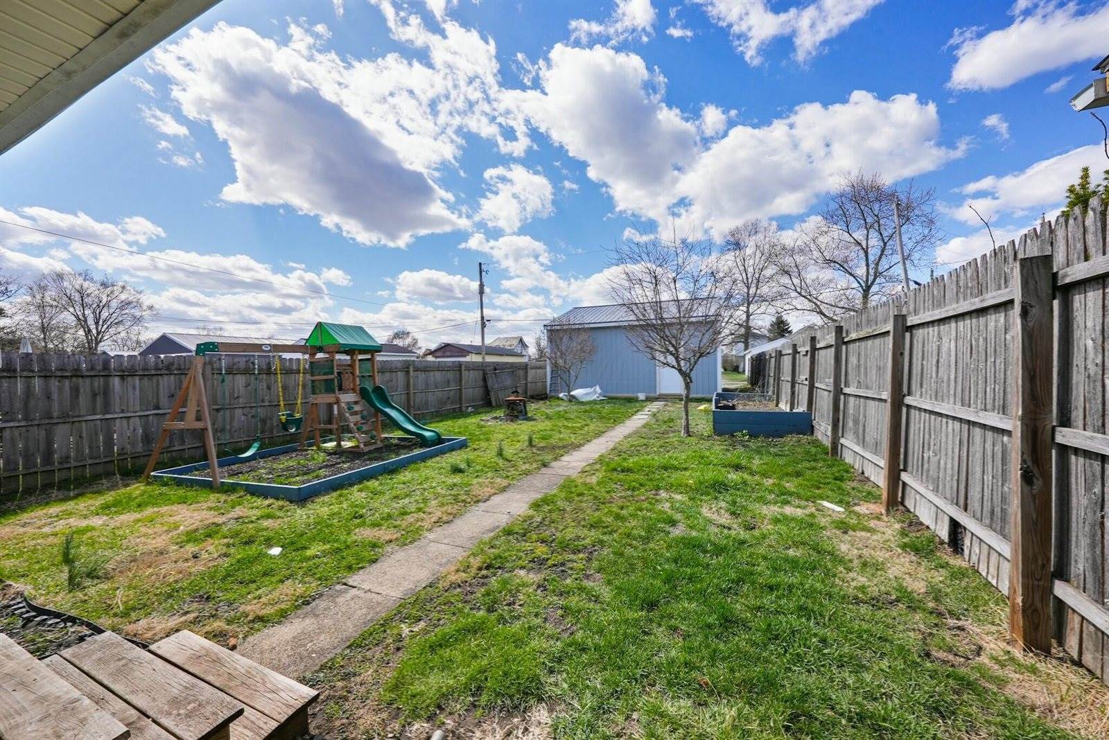 37 Allen Street, Newark, OH 43055