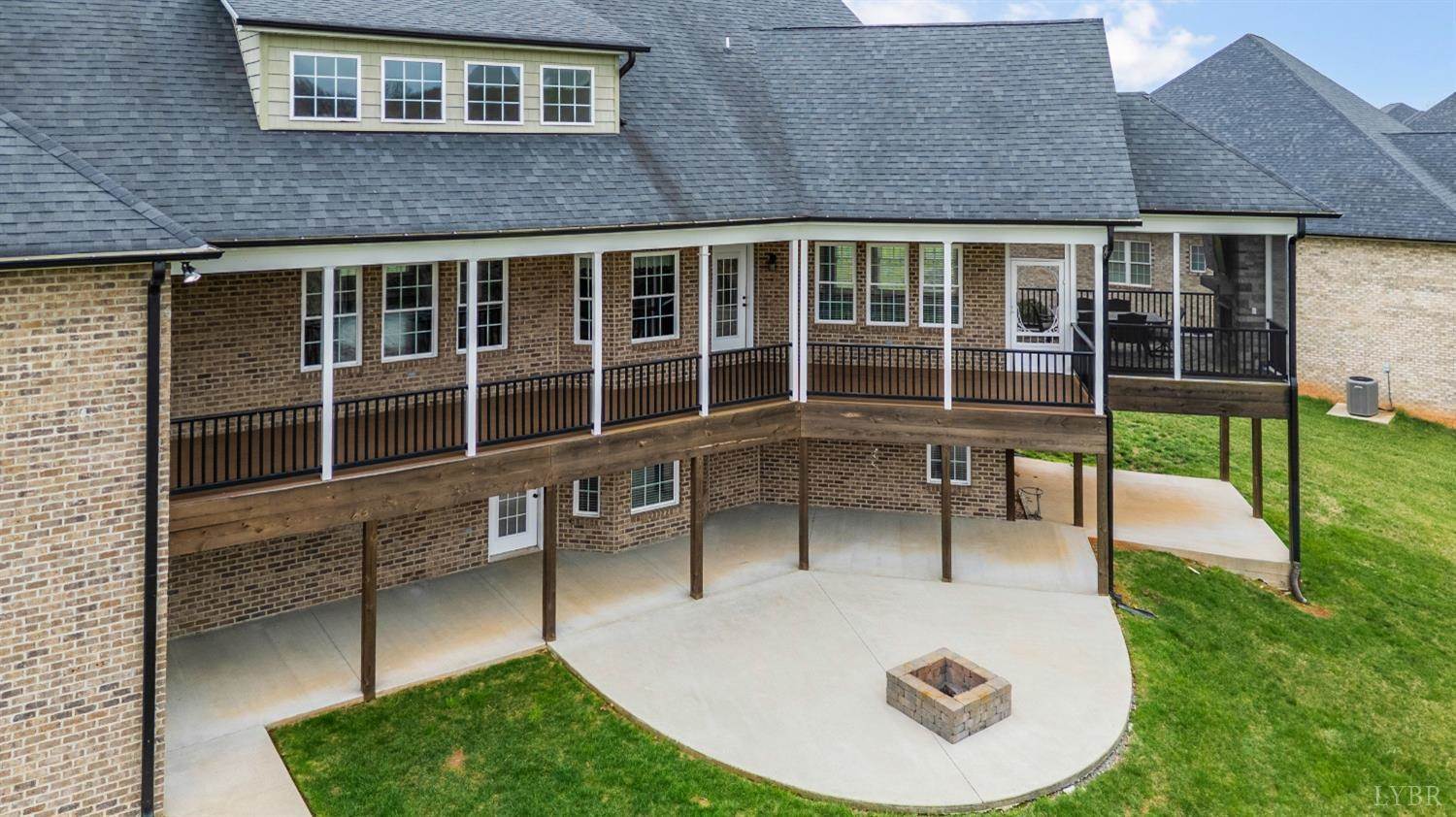 1695 Colby Drive, Forest, VA 24551