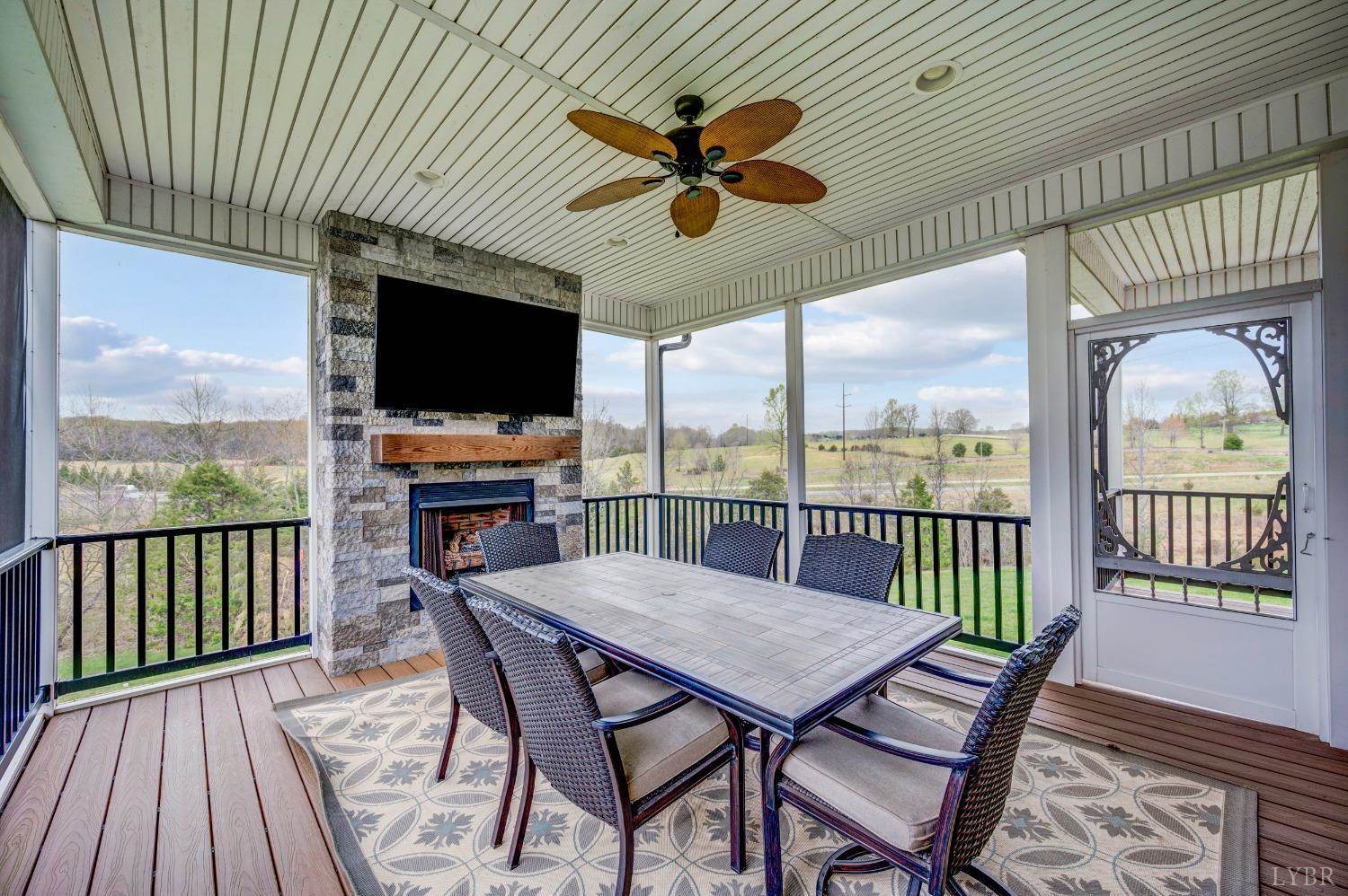 1695 Colby Drive, Forest, VA 24551