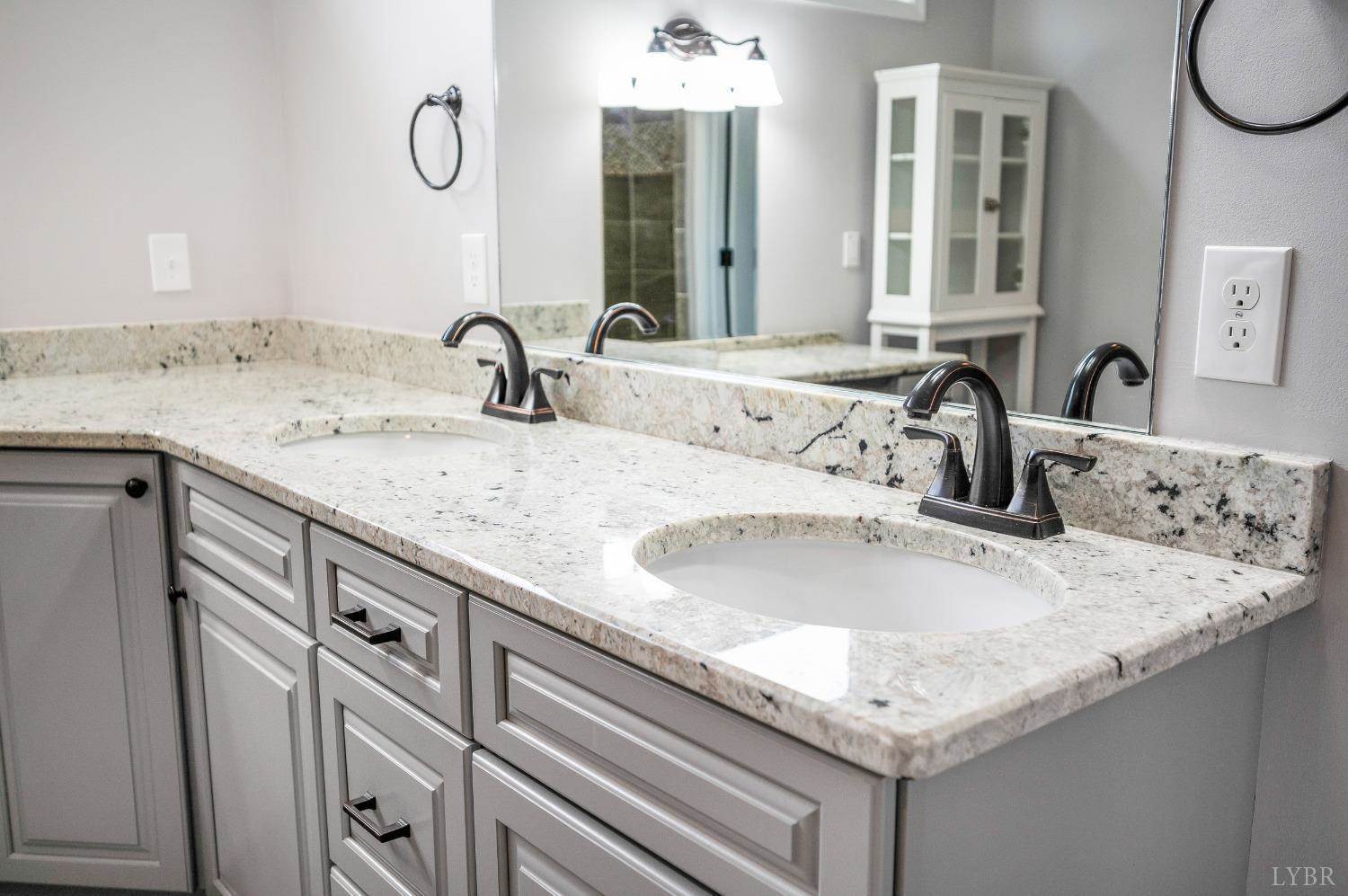 1695 Colby Drive, Forest, VA 24551