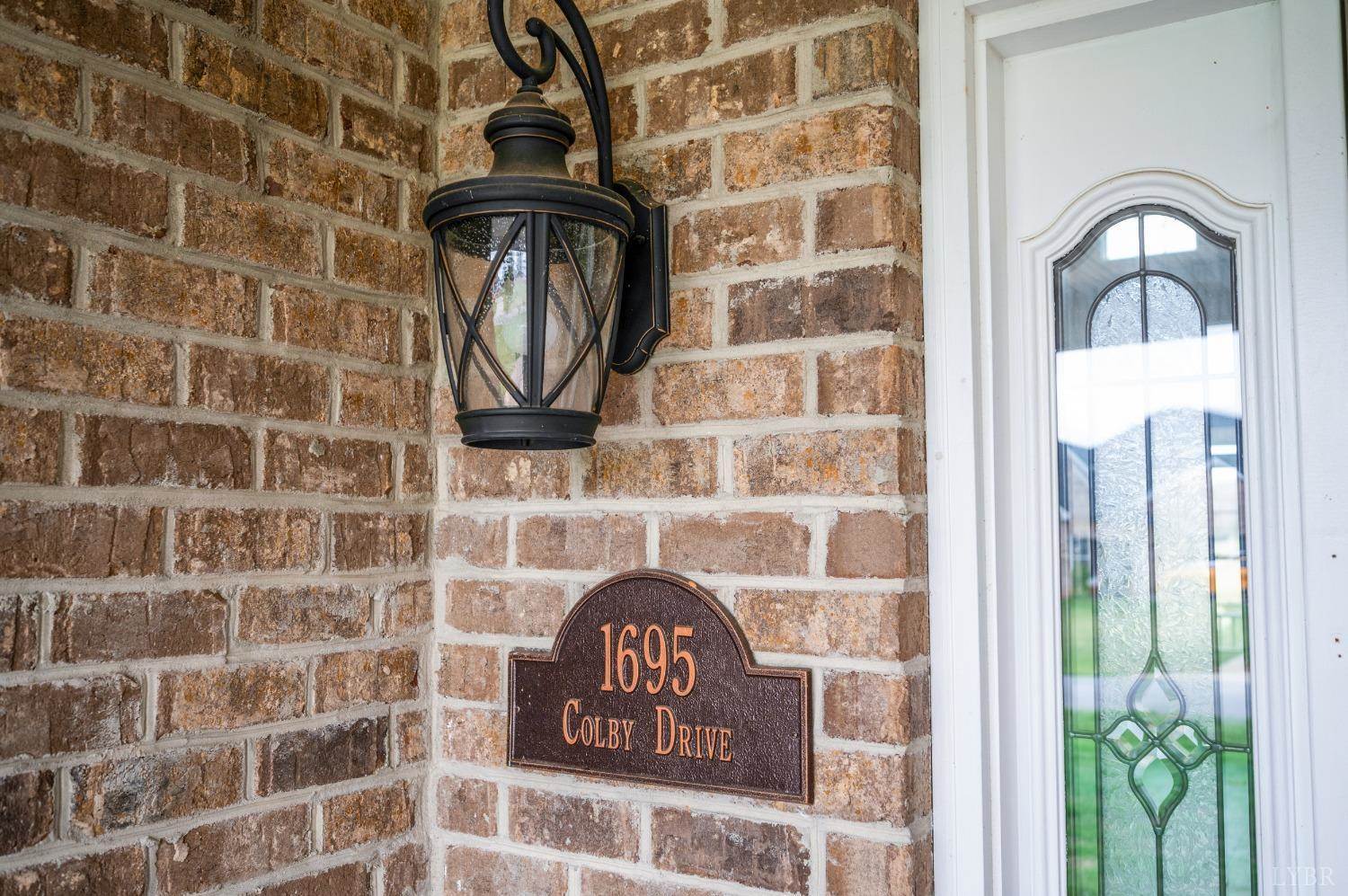 1695 Colby Drive, Forest, VA 24551