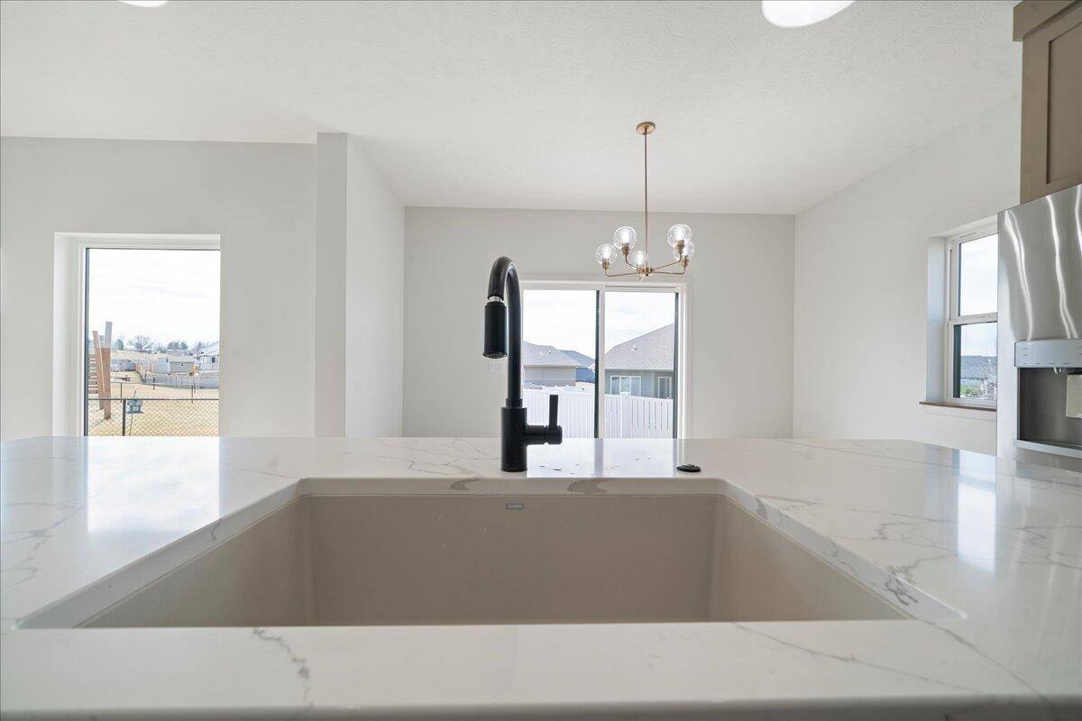202 Augusta Drive, Treynor, IA 51575