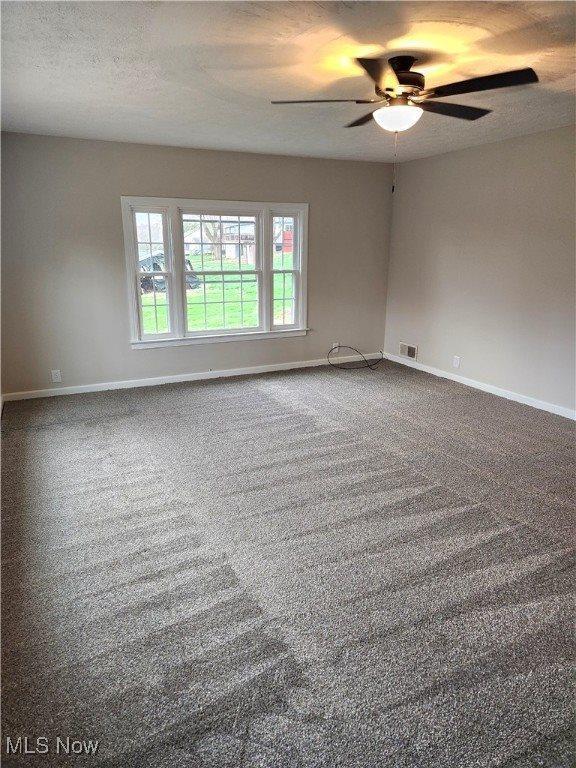 6008 Fairdale Drive, Cambridge, OH 43725