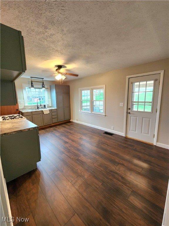 6008 Fairdale Drive, Cambridge, OH 43725