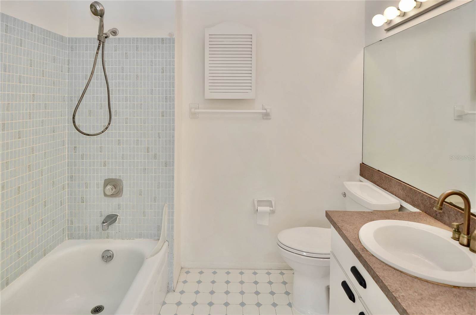 846 Senda Plata, #26, Venice, FL 34293