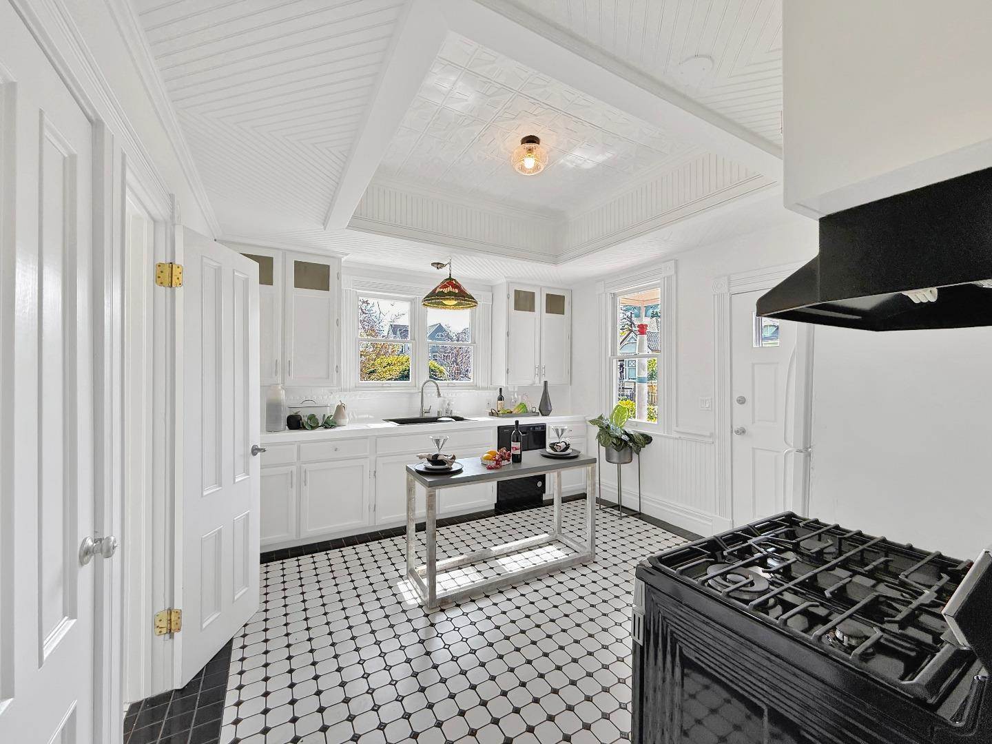 398 San Fernando, San Jose, CA 95110