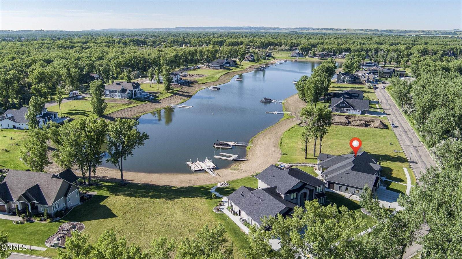 2533 Langer Lane, Bismarck, ND 58504