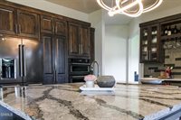 2533 Langer Lane, Bismarck, ND 58504