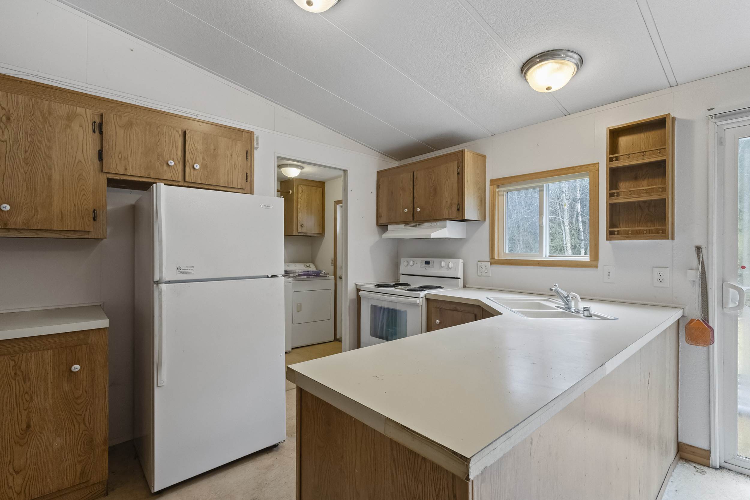 6461 Little Big Horn Road, Maple Falls, WA 98266