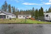 6461 Little Big Horn Road, Maple Falls, WA 98266