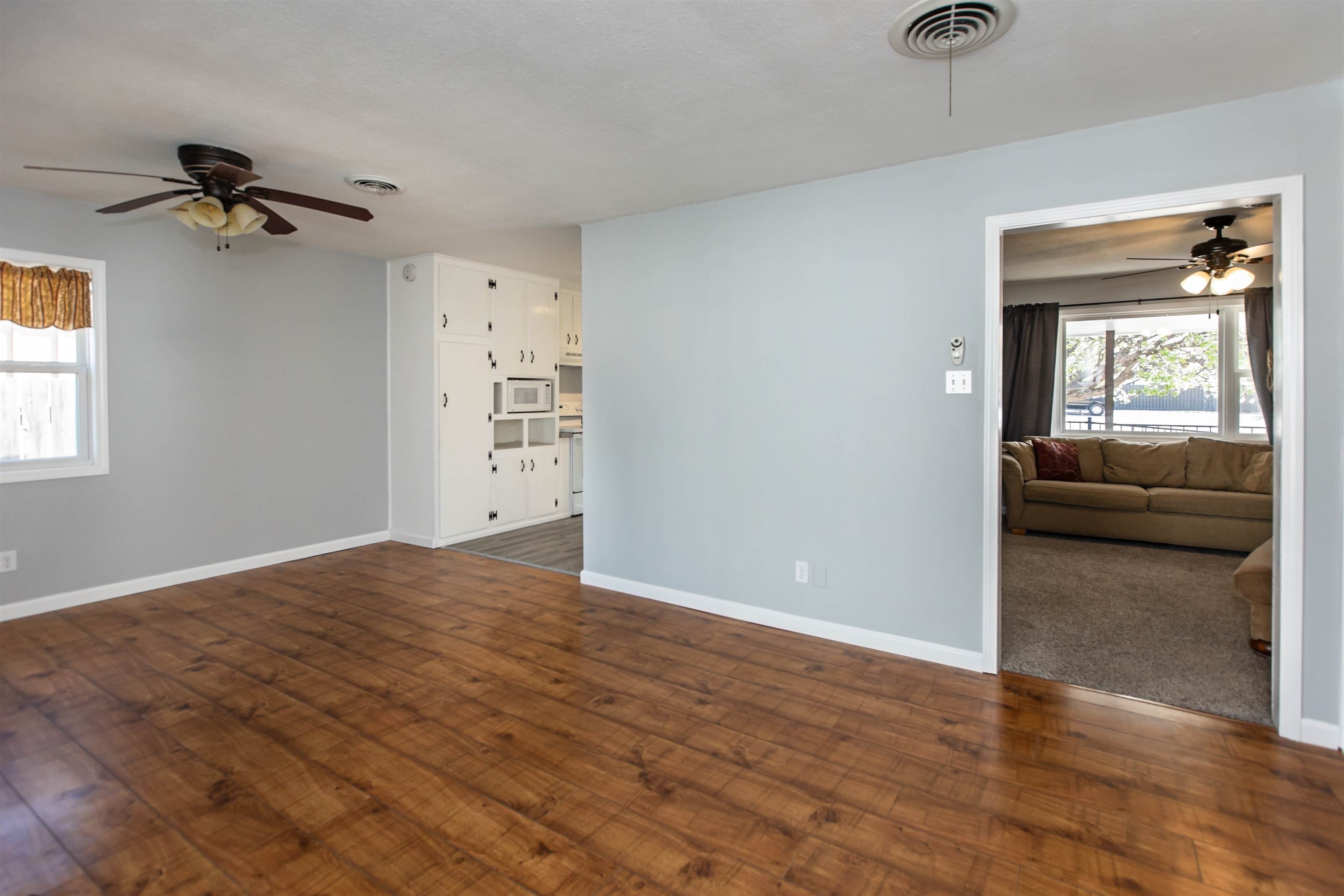 941 N Sullivan St, Ulysses, KS 67880