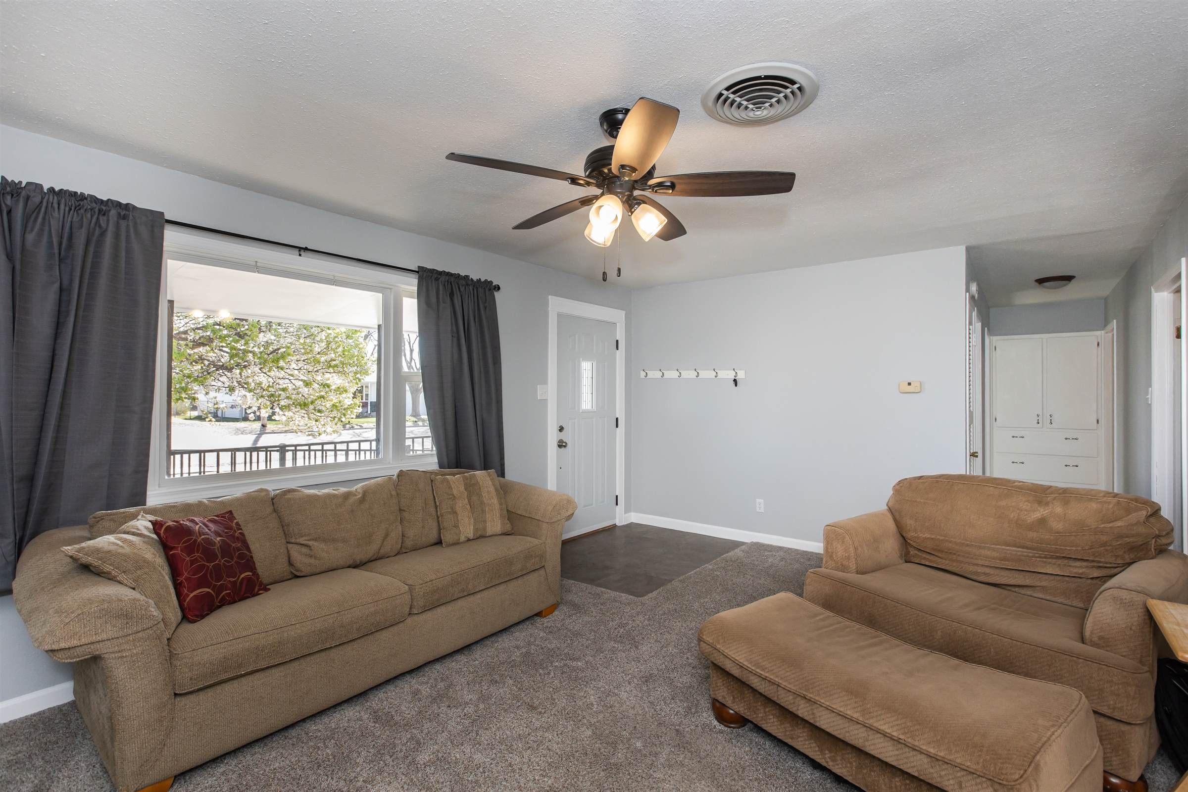 941 N Sullivan St, Ulysses, KS 67880