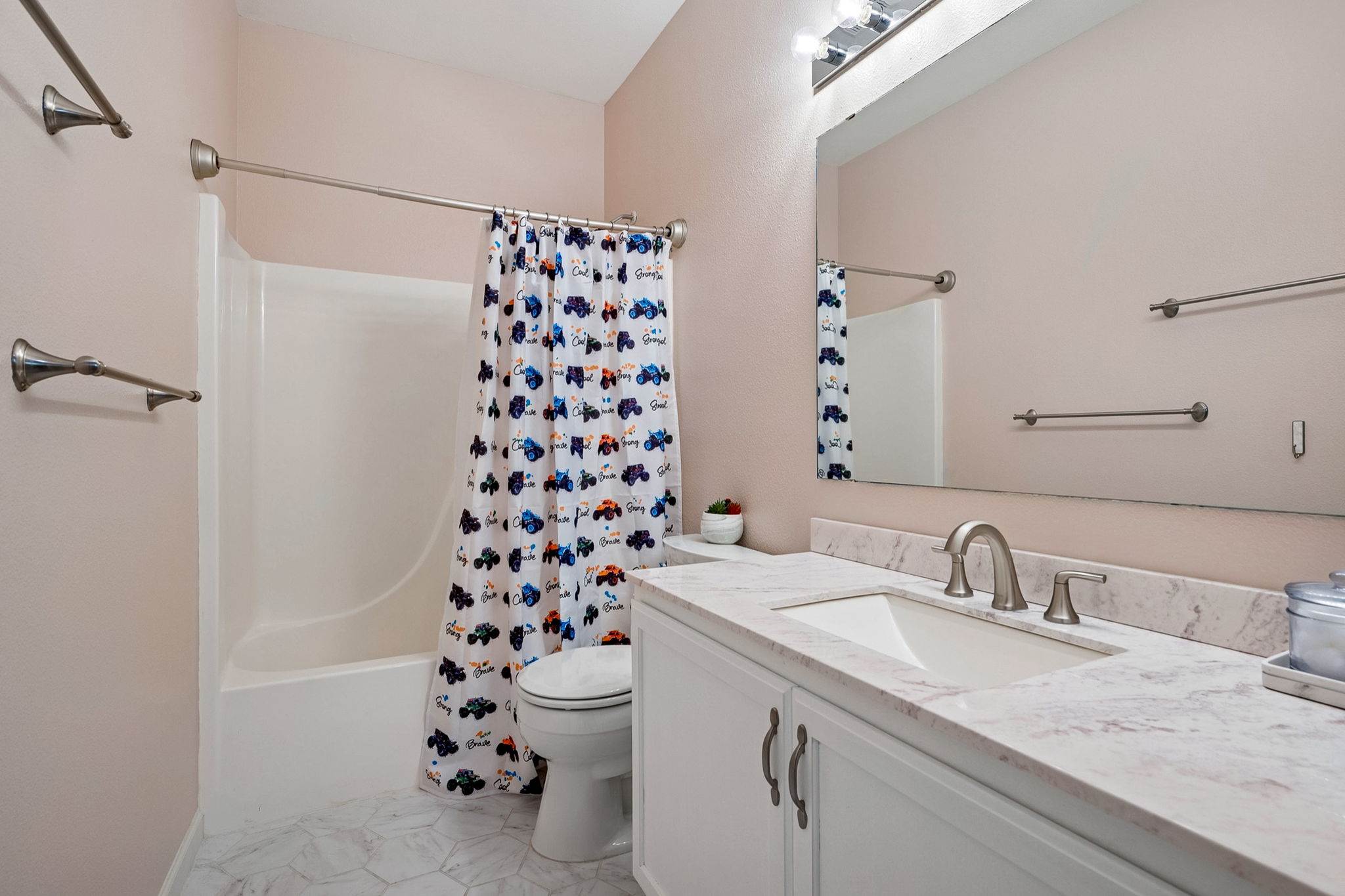 8549 Webster Drive NE, Lacey, WA 98516