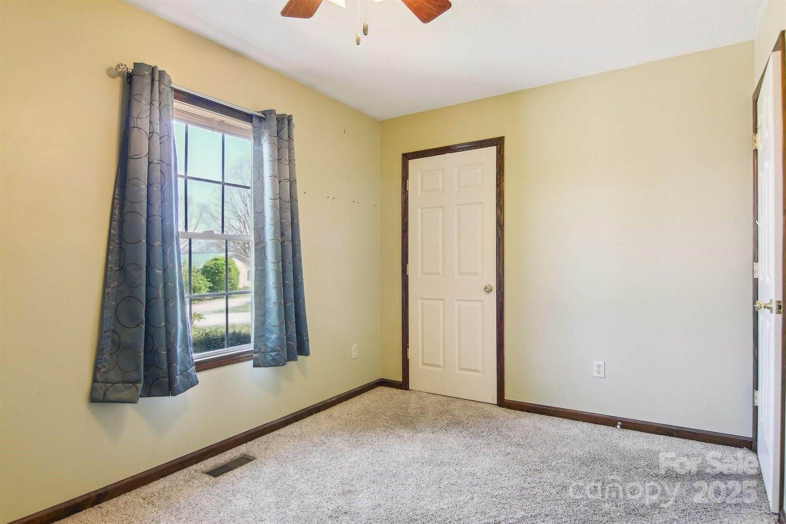11 Haven Crest Lane, Fletcher, NC 28732