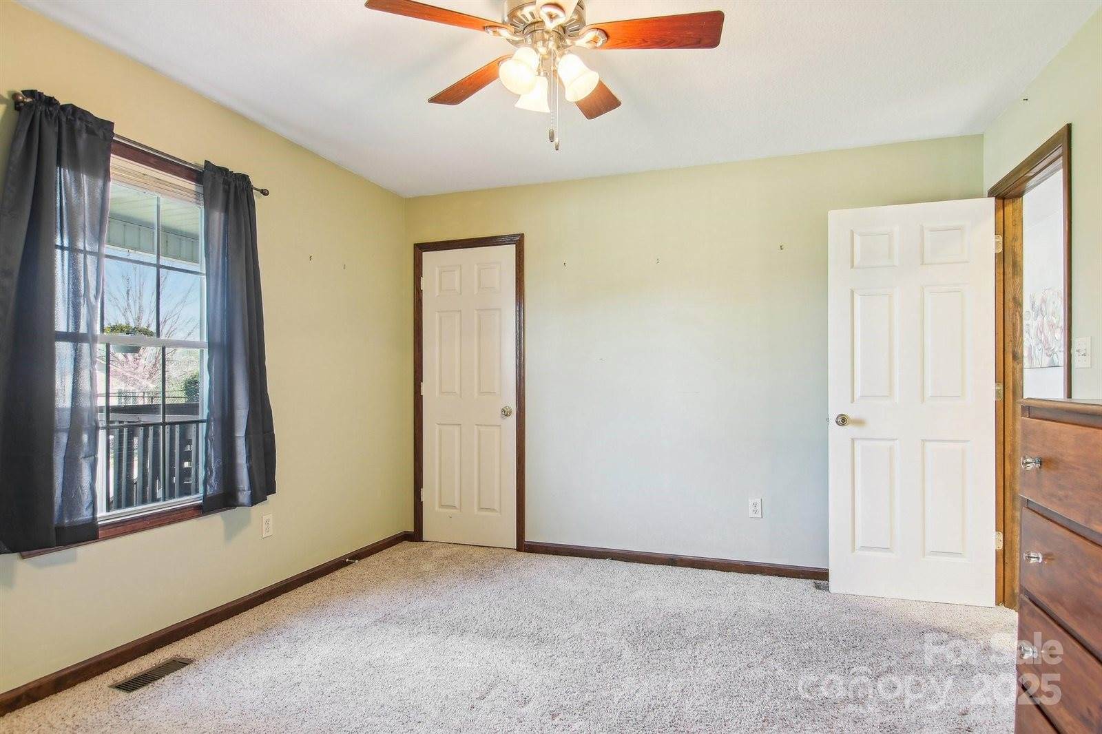 11 Haven Crest Lane, Fletcher, NC 28732