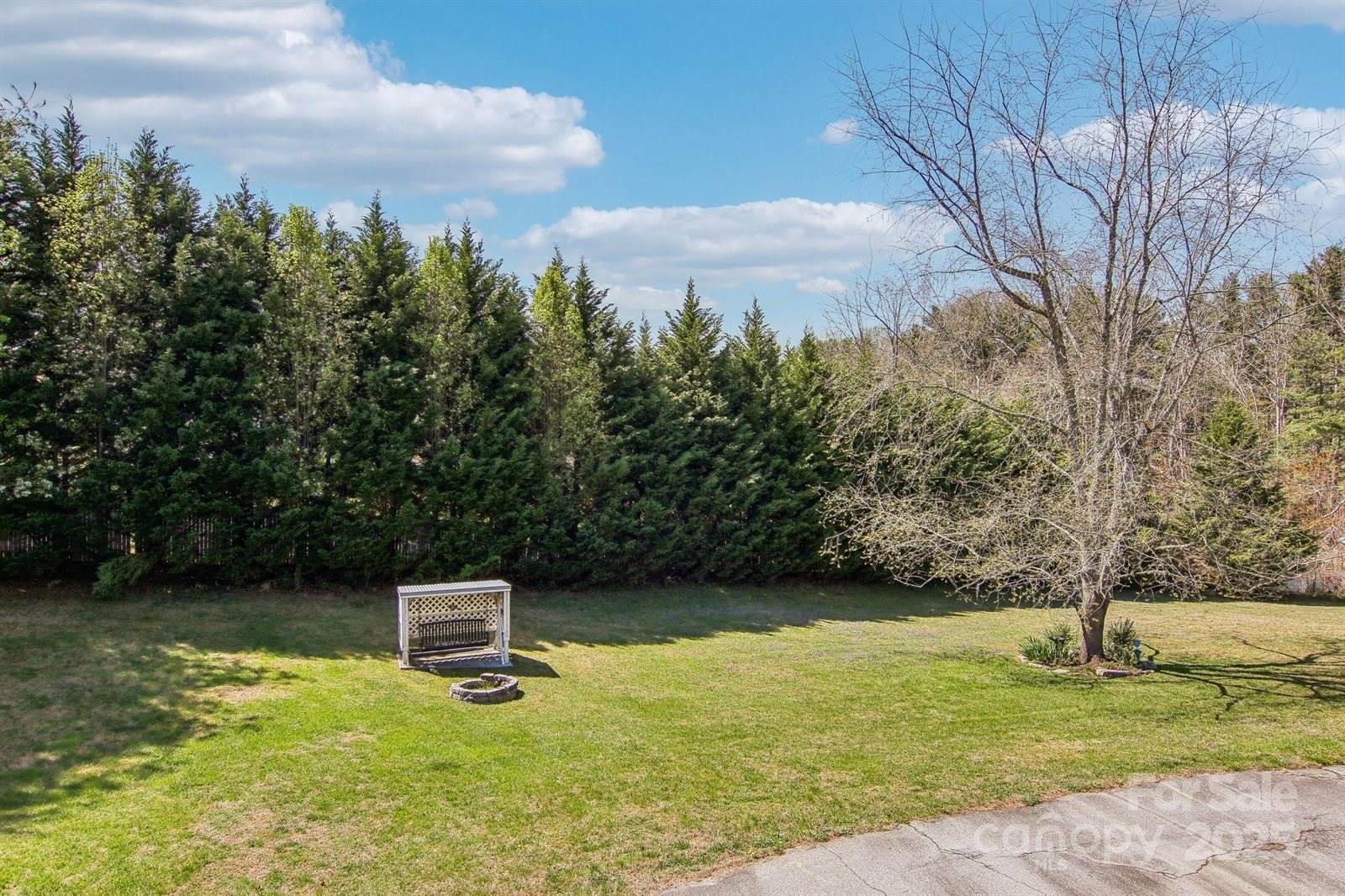 11 Haven Crest Lane, Fletcher, NC 28732