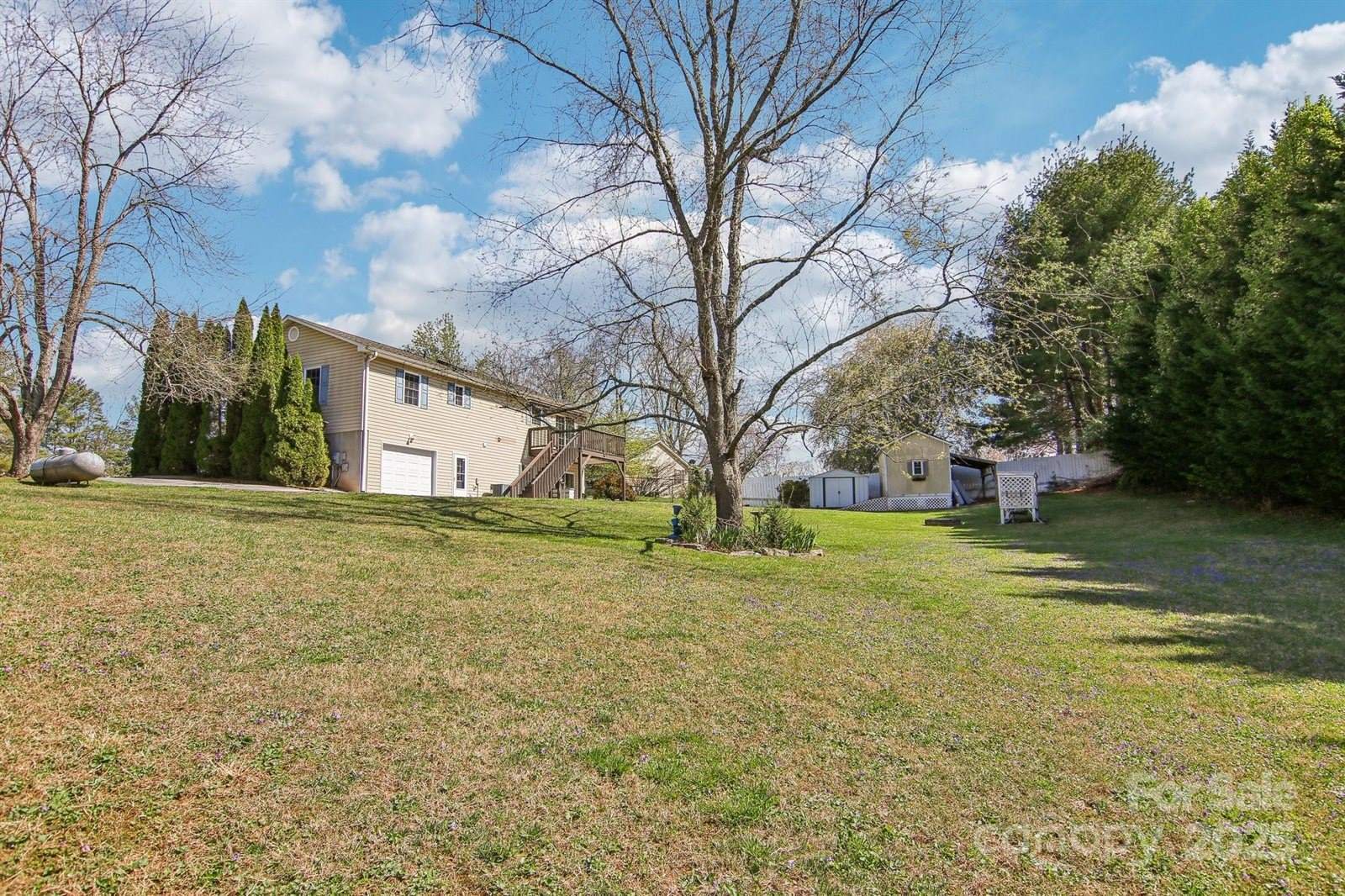 11 Haven Crest Lane, Fletcher, NC 28732