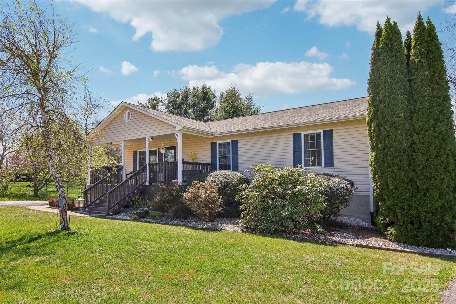 11 Haven Crest Lane, Fletcher, NC 28732