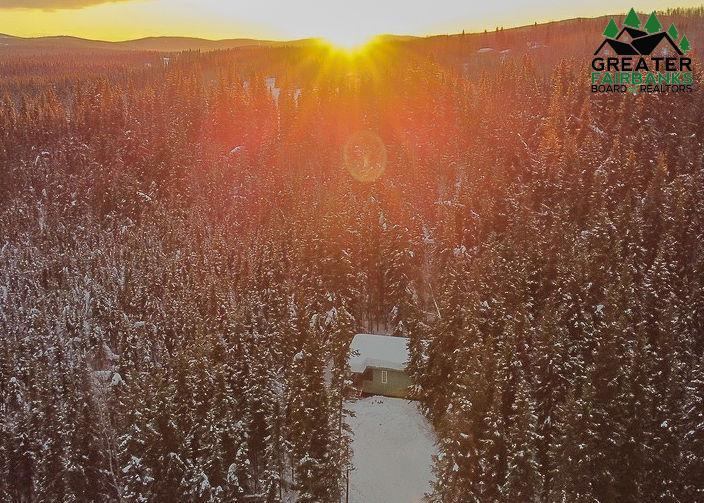 561 Nature Trail, Fairbanks, AK 99709