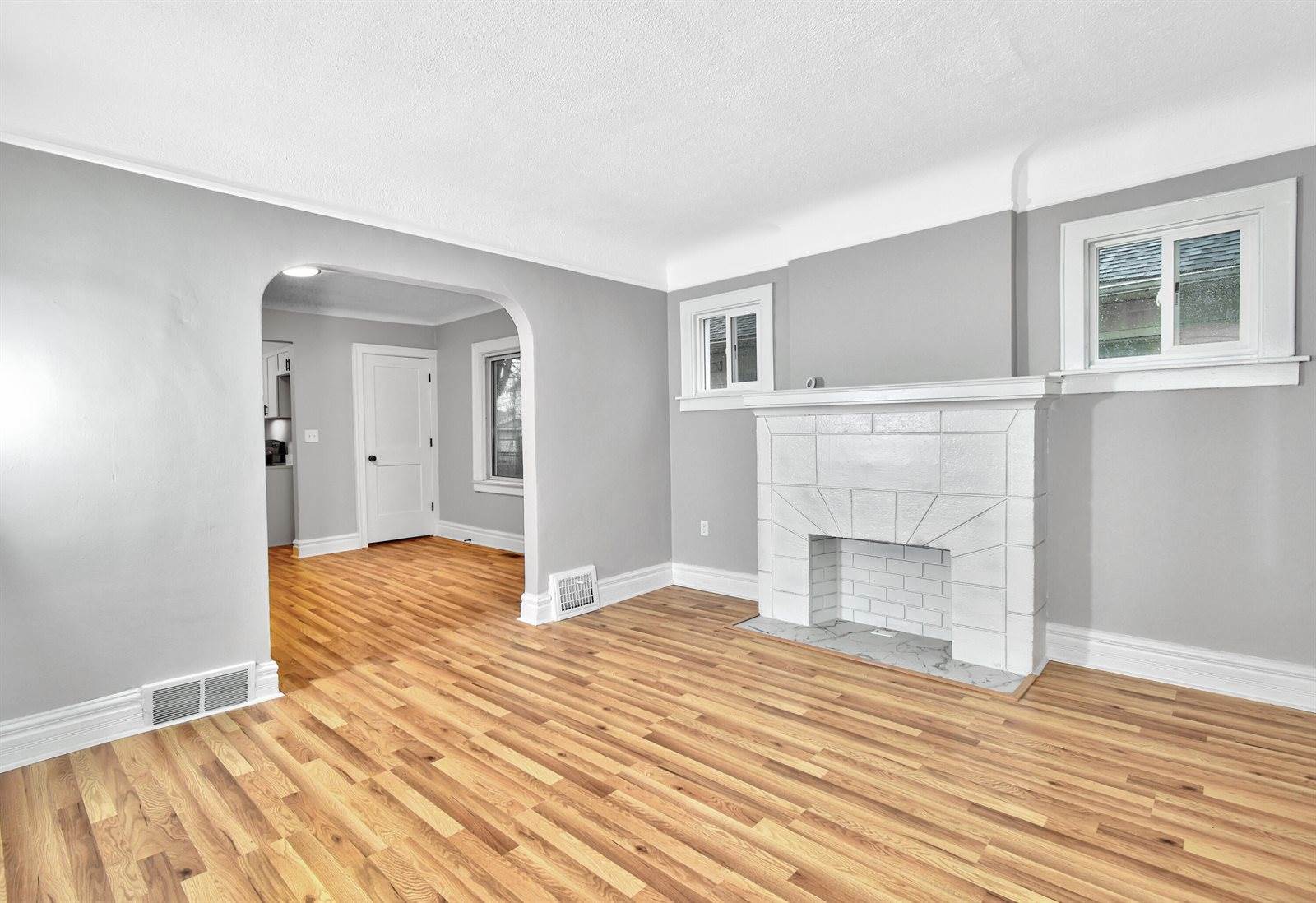 345 East Goulson Avenue, Hazel Park, MI 48030