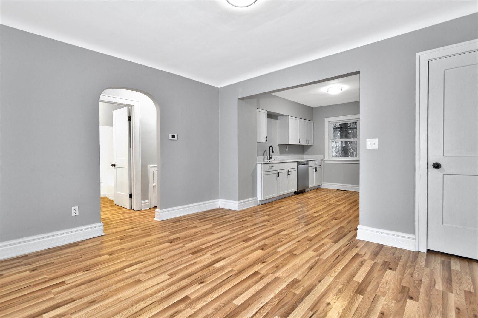 345 East Goulson Avenue, Hazel Park, MI 48030