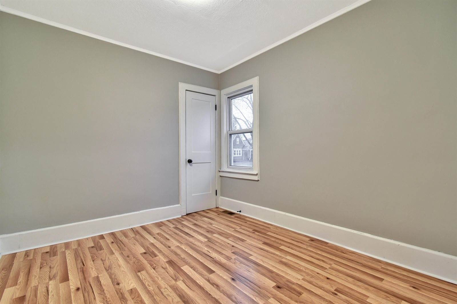 345 East Goulson Avenue, Hazel Park, MI 48030