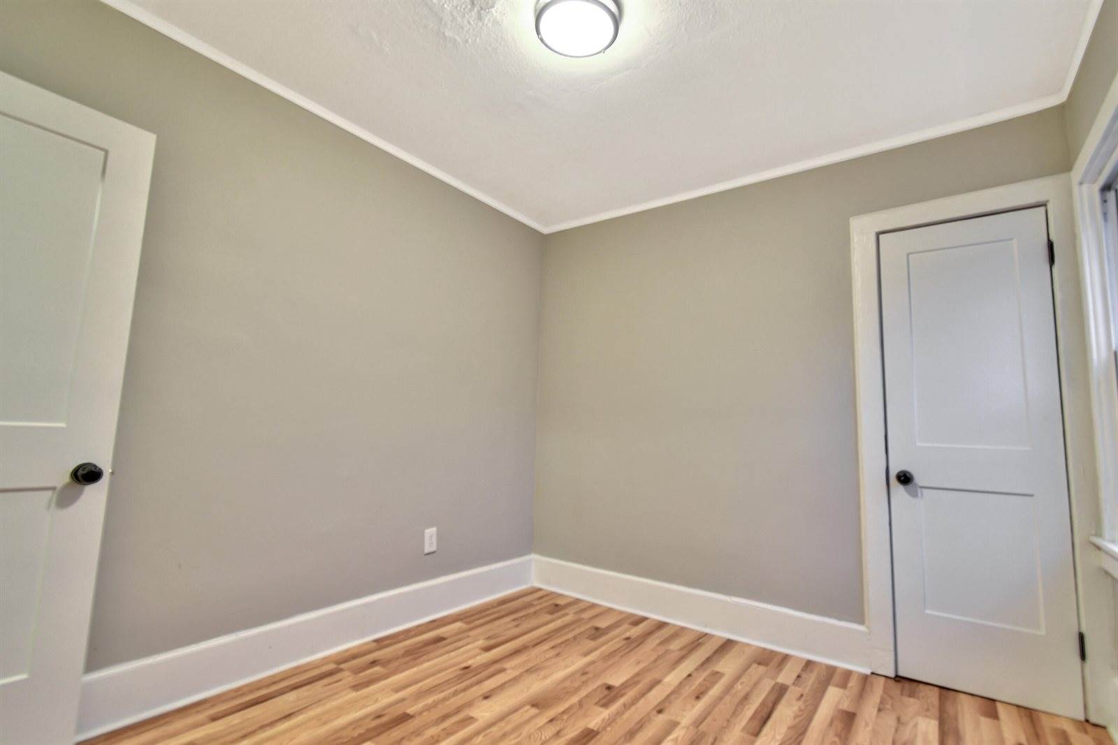 345 East Goulson Avenue, Hazel Park, MI 48030