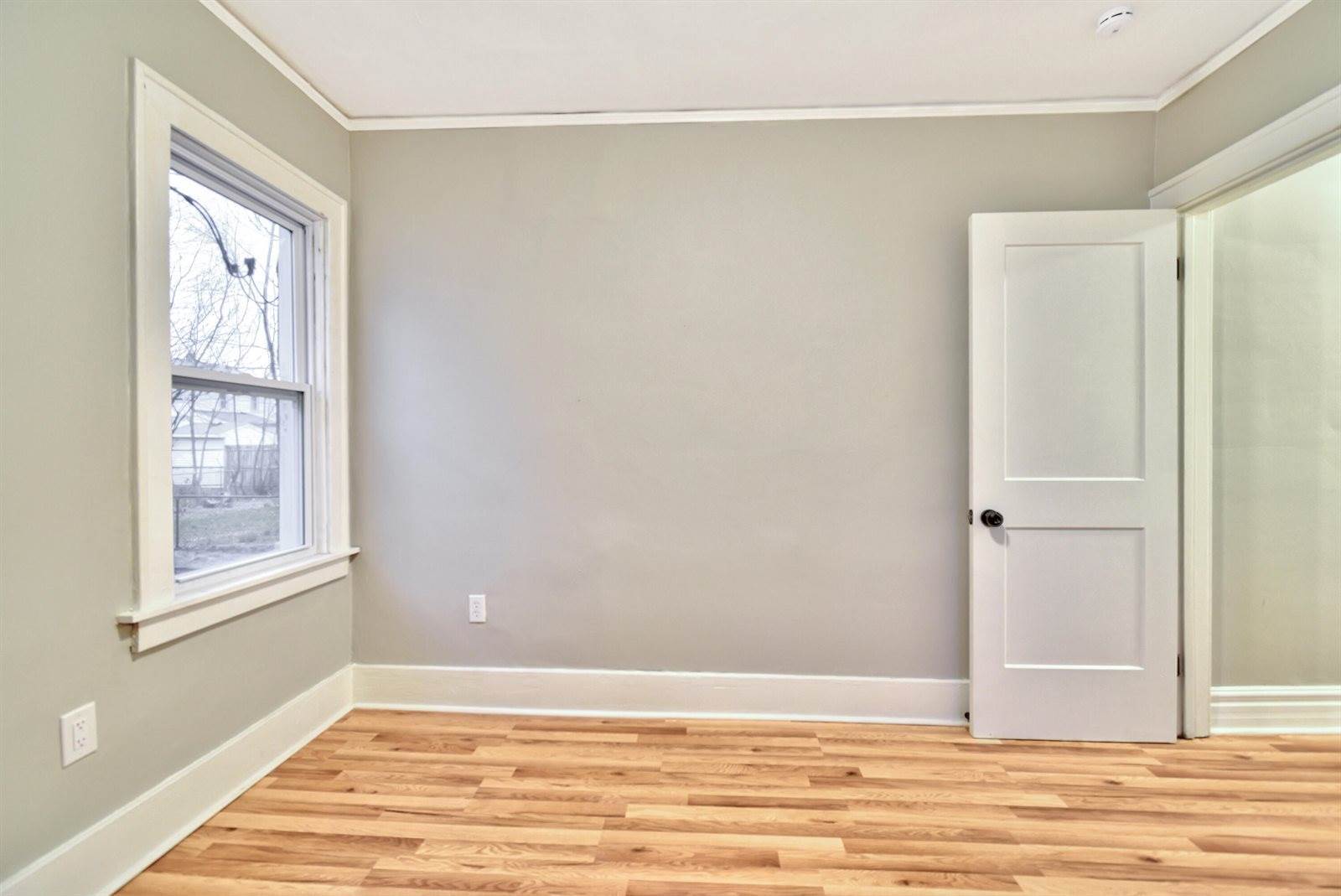 345 East Goulson Avenue, Hazel Park, MI 48030