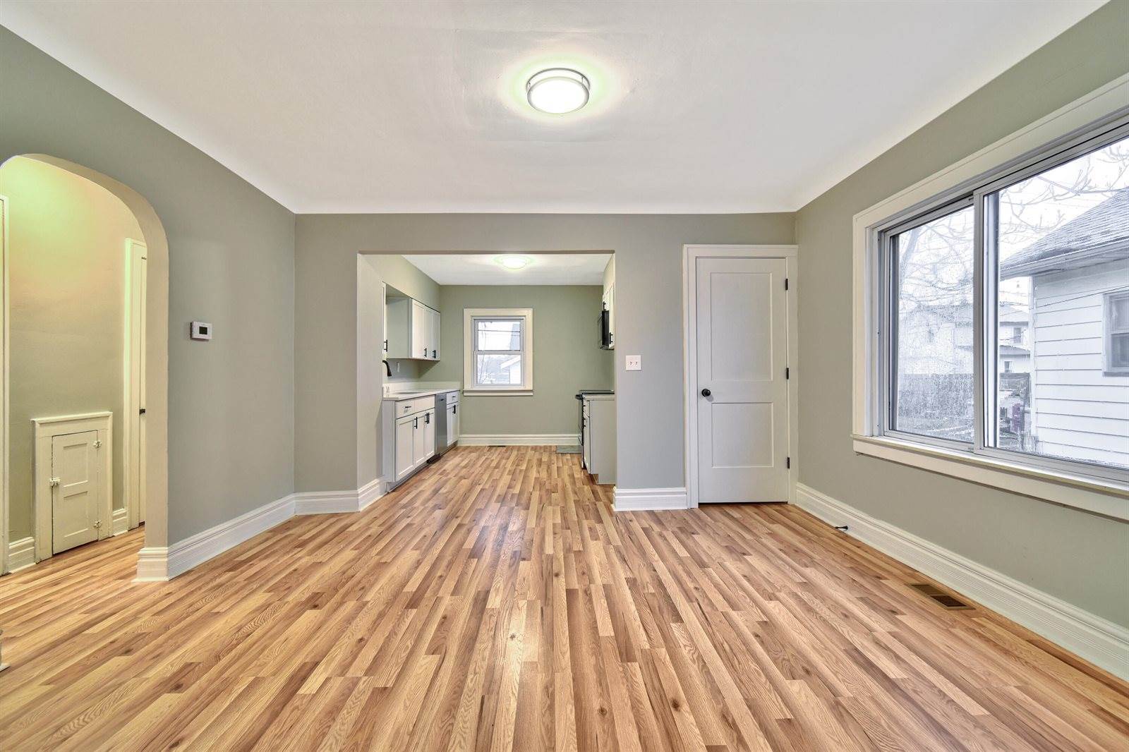 345 East Goulson Avenue, Hazel Park, MI 48030
