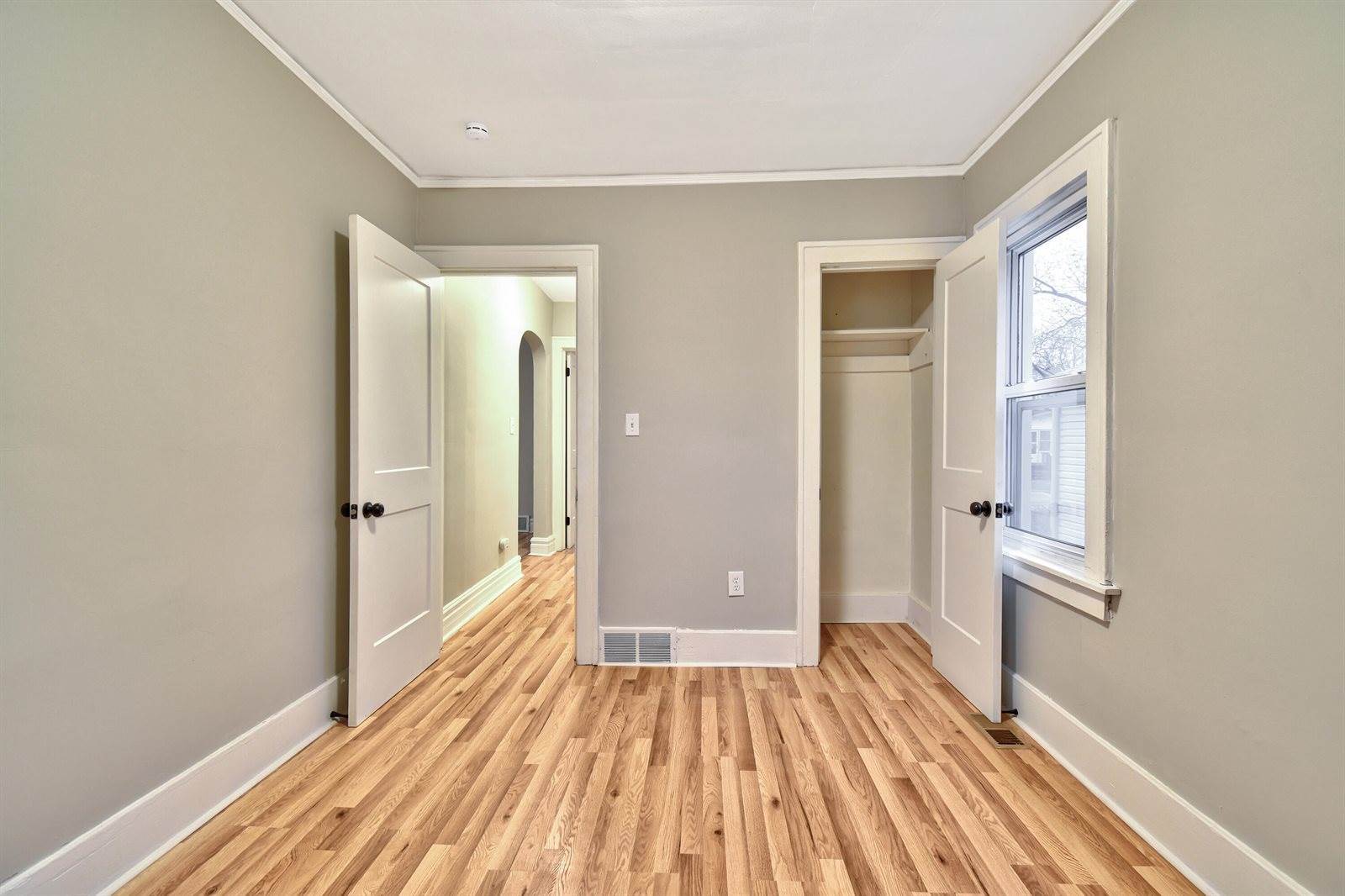 345 East Goulson Avenue, Hazel Park, MI 48030
