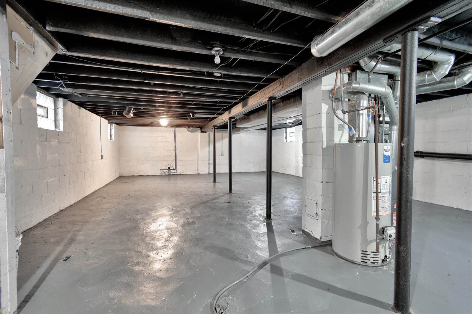 345 East Goulson Avenue, Hazel Park, MI 48030
