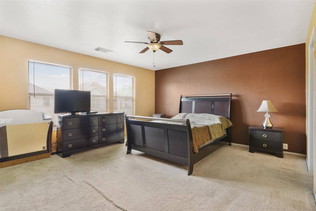 2826 Feather Green Trail, Fresno, TX 77545